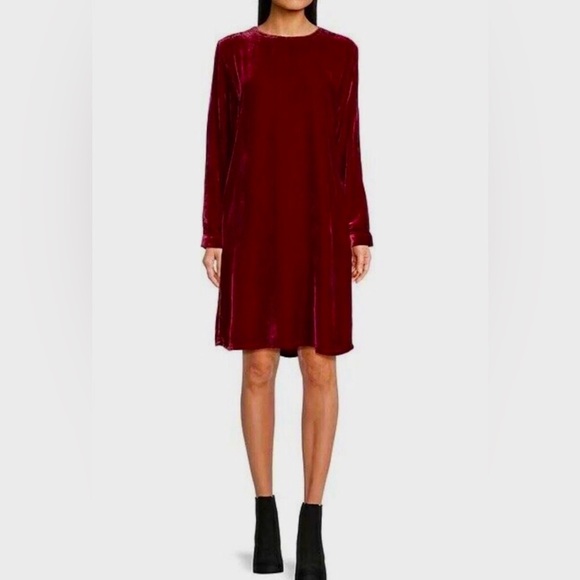 NWT Eileen Fisher Red Velvet Crew Neck Dress, Medium, Elegant Chic Minimalist - Picture 1 of 14